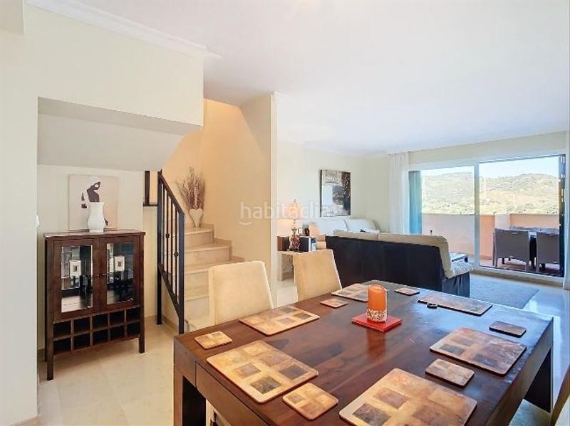 Foto c7b43180-3e28-4adf-99b2-568381e0b3d4. Rent penthouse with pool in Santa María Marbella