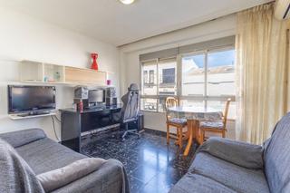 Pis a Centro Urbano. Piso en venta  dénia