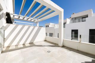 Reihenhaus in Añoreta Golf - Paraíso del Sol. Chalet adosado en venta  rincón de la victoria