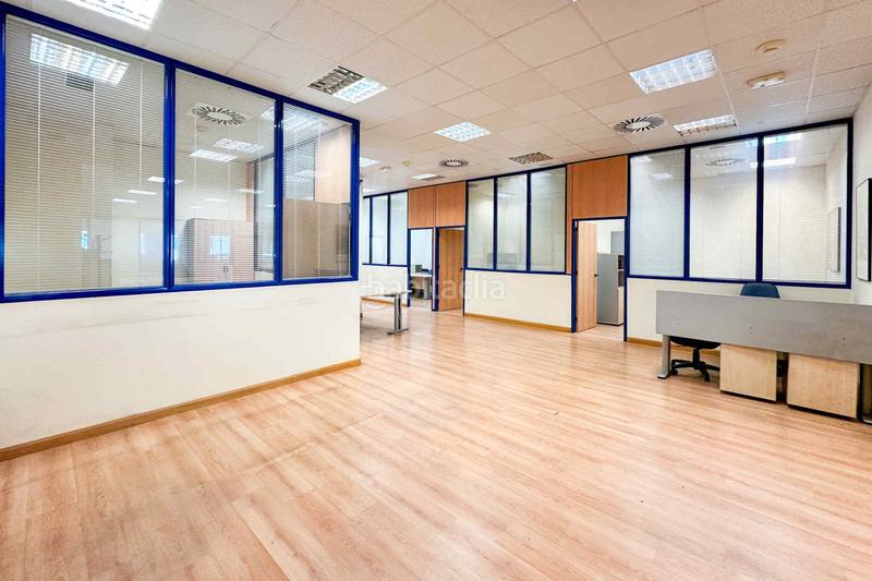 Foto 1cc235ab-fac4-4d22-abba-1b8d3d2c2af7. Bureau dans Las Tablas Madrid