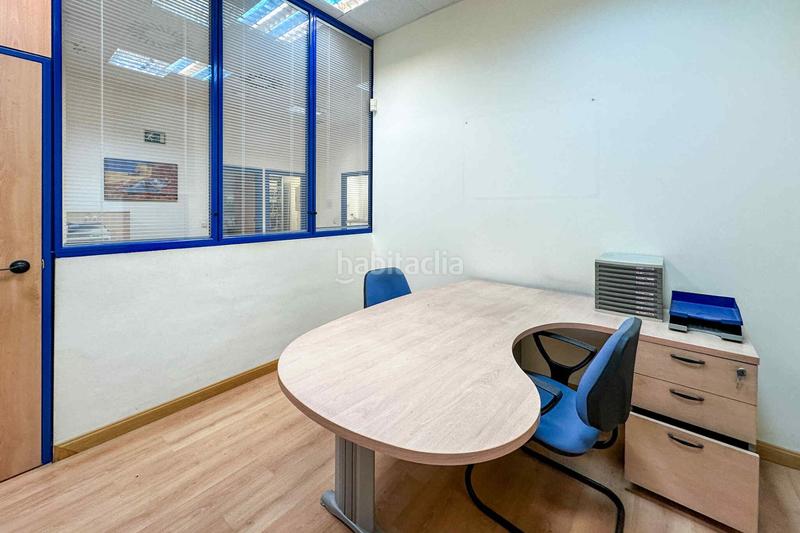 Foto 22c52c18-d25e-4ee7-913e-24e1134be5c2. Bureau dans Las Tablas Madrid