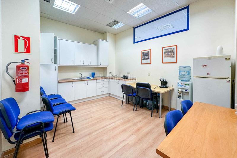 Foto 6229704f-0ba5-4c40-854d-03c19d84988e. Bureau dans Las Tablas Madrid