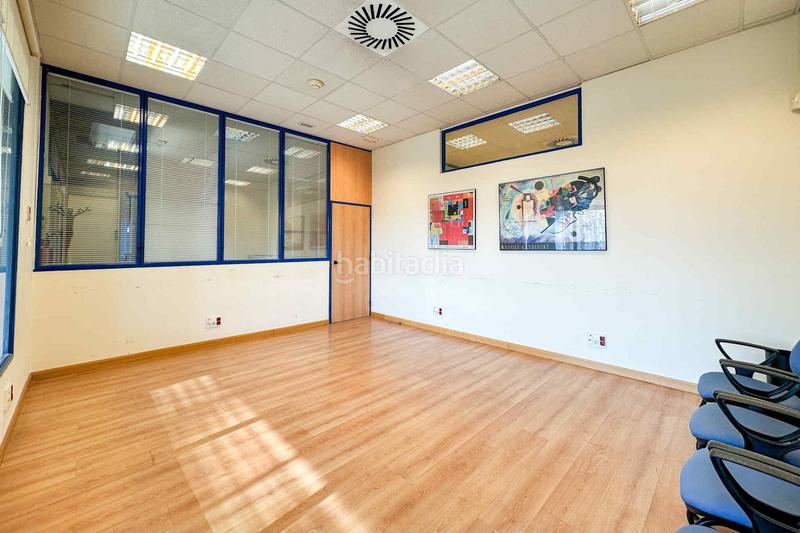 Foto c6bc12b3-7922-4869-b04e-bc7b243c17b9. Bureau dans Las Tablas Madrid