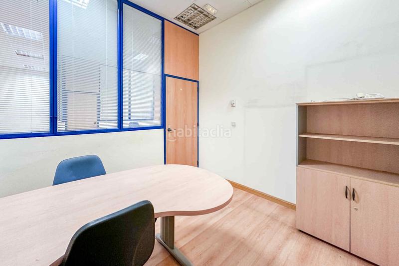 Foto f95a9260-11f9-43f4-9719-378efda9fc13. Bureau dans Las Tablas Madrid