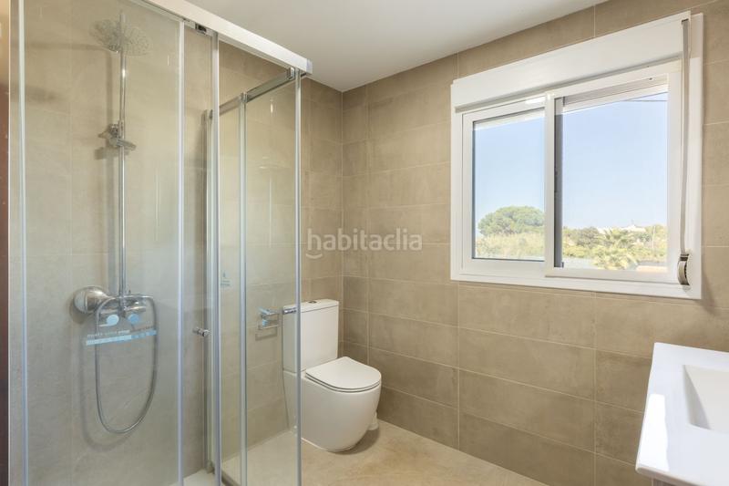 Foto 87ebe06d-4cf3-47a6-b07d-6faf777c25f5. Casa amb piscina a Playa de Gandía Gandia