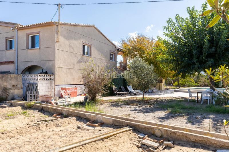 Foto b5704c2f-1f04-4706-84dd-da2abdacc2bf. Casa amb piscina a Playa de Gandía Gandia