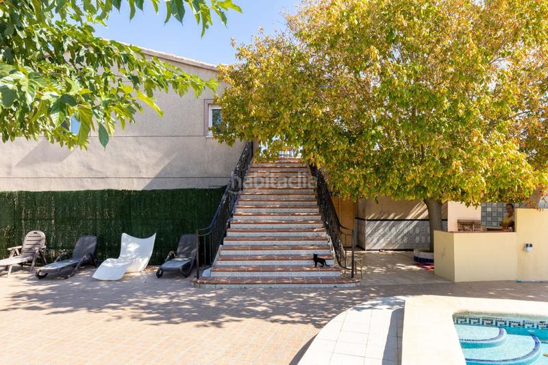 Foto cda77f2c-7fdb-43b0-88a9-1c77c406a462. Casa amb piscina a Playa de Gandía Gandia