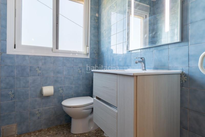 Foto fd880c7c-d218-4716-9675-6d524999f6ba. Casa amb piscina a Playa de Gandía Gandia