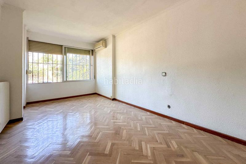 Foto 40c33835-b248-4df2-abe3-78b097ab1fc4. Casa amb calefacció a Alameda de Osuna Madrid
