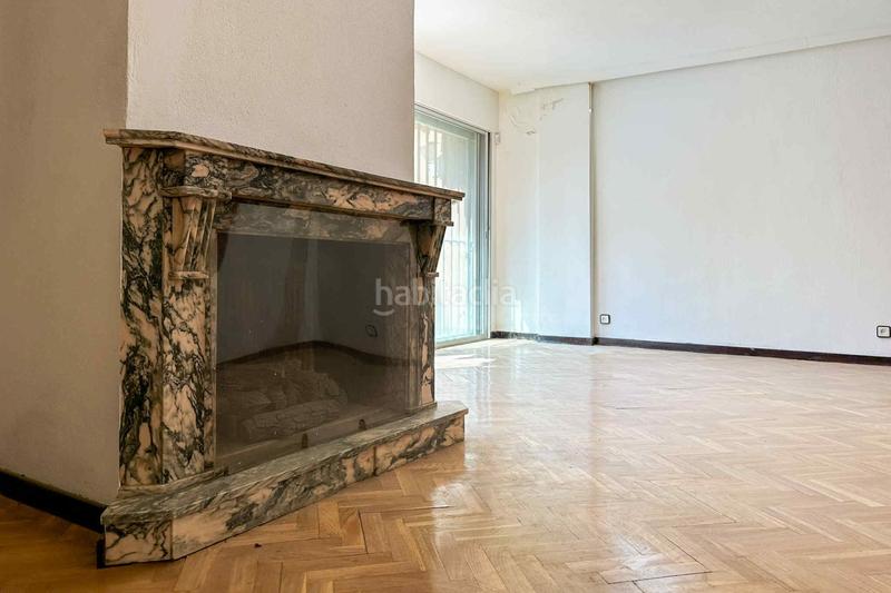 Foto d6d332cb-65da-495b-ab0a-f04e5a590a09. Casa amb calefacció a Alameda de Osuna Madrid