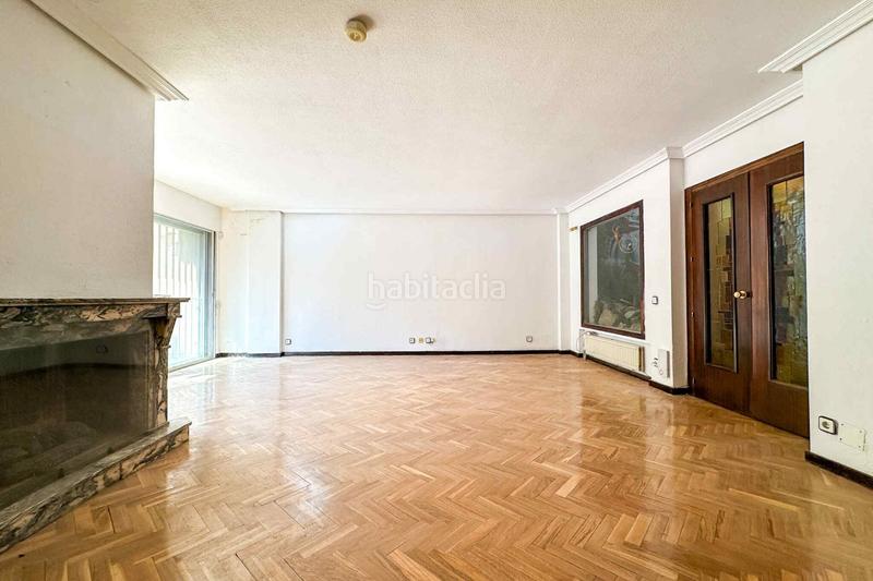 Foto dfe9c405-a86c-49a5-a8f4-5366a2e28f69. Casa amb calefacció a Alameda de Osuna Madrid