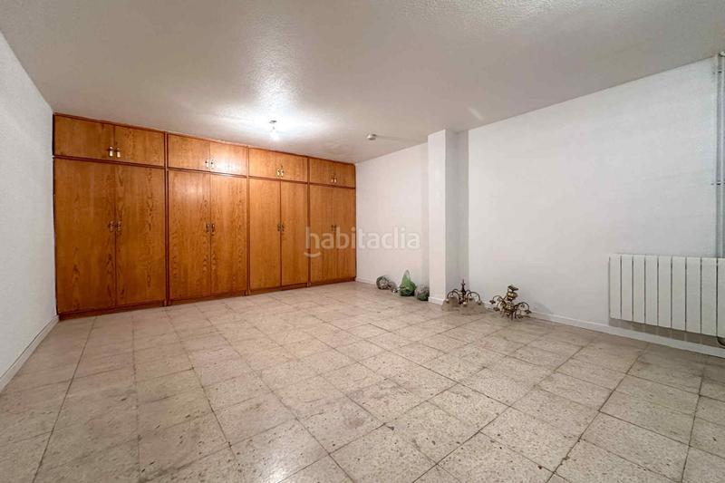 Foto fea15588-8041-4553-94cb-4e3f755aa4b0. Casa amb calefacció a Alameda de Osuna Madrid