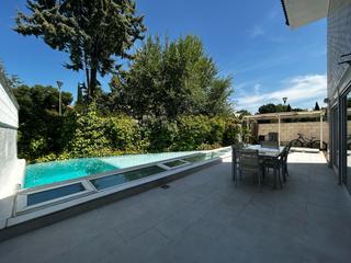 Maison jumelée à Norte. Chalet adosado en venta  pozuelo de alarcón