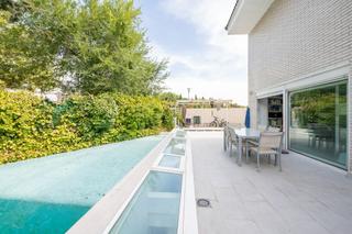 Casa adossada a Norte. Chalet adosado en venta  pozuelo de alarcón