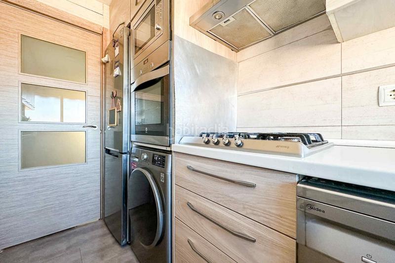 Foto 1bd4fb28-1b9c-4ec0-a8b3-ad52bccdf98d. Piso  en venta moratalaz en Fontarrón Madrid