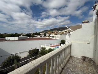 Maison à Montealto - Monterrey. Chalet pareado en venta en benalmádena, málaga
