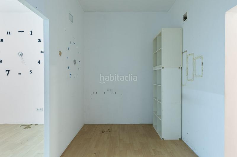 Foto e61444bb-c1ca-495a-a347-05b94dbc090d. Locale commerciale in Malva Rosa Valencia