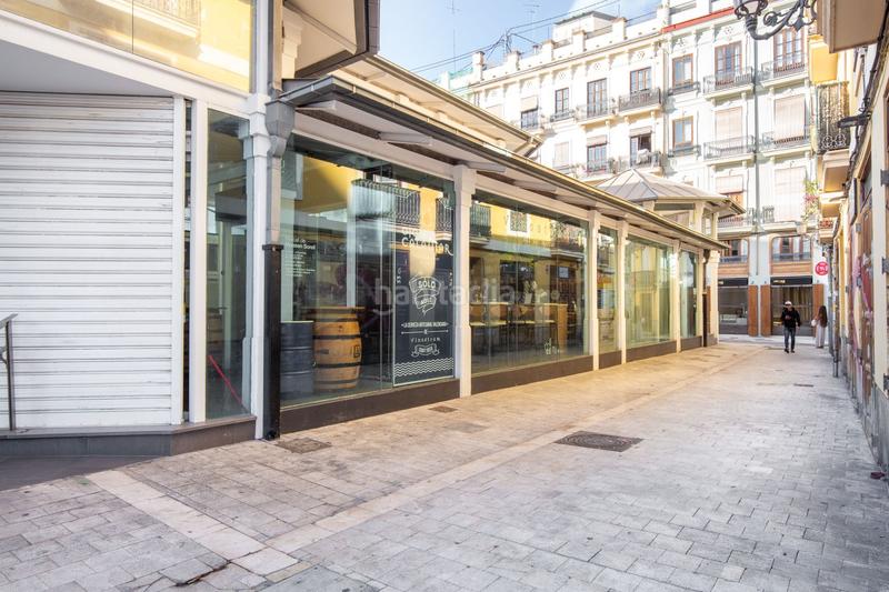 Foto 5db52a49-84a3-46d9-9cb3-18206b1b3dc0. Local commercial dans El Carme Valencia