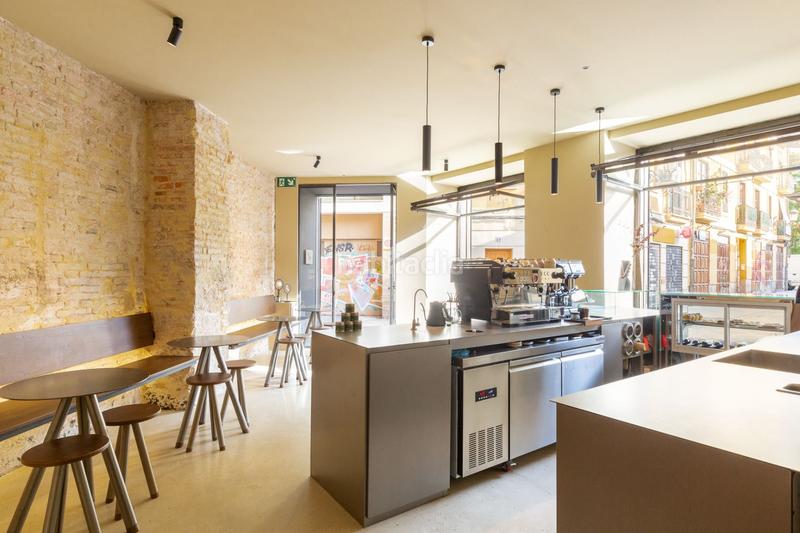 Foto c1ff53d8-271f-4d3c-aa7f-1790e6e948ec. Local commercial dans El Carme Valencia