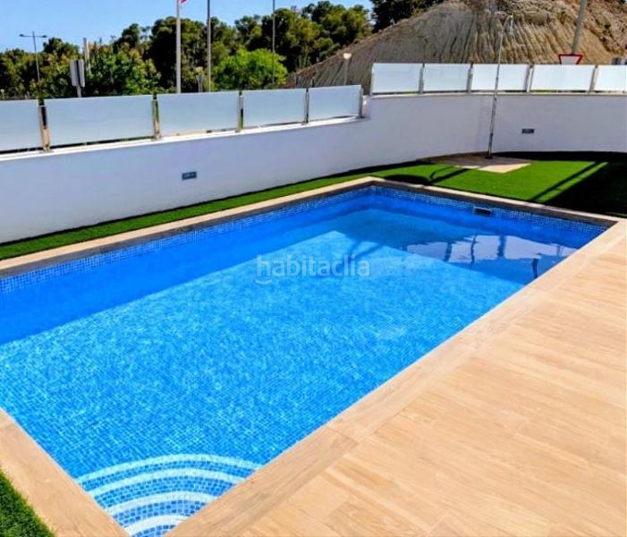 Foto 9a581b23-8d93-4665-8cca-b46e72dc10b8. Ático  en venta el balcón en balcón de Finestrat-terra marina Finestrat