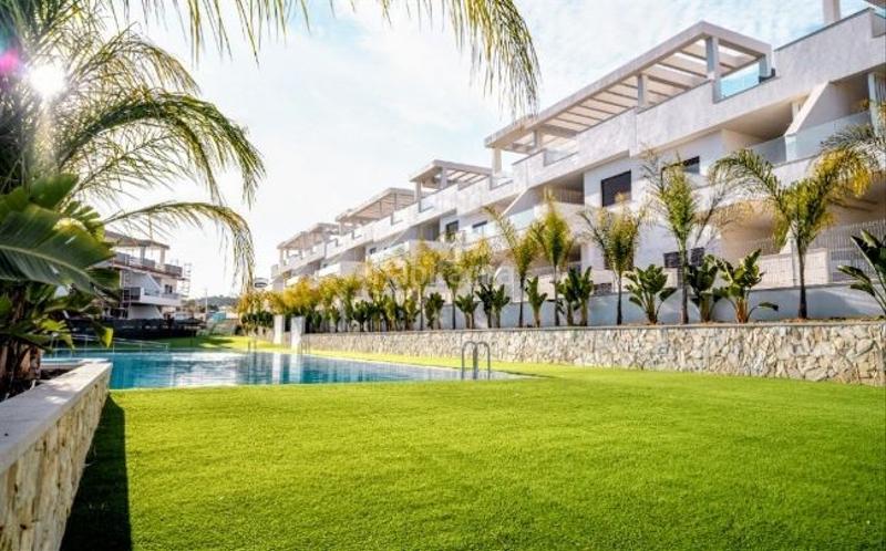 Foto a0b67451-d660-42af-a847-dc6e6a2370ba. Ático  en venta el balcón en balcón de Finestrat-terra marina Finestrat