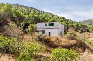 Mas à Ardales. Casa rústica en venta  ardales