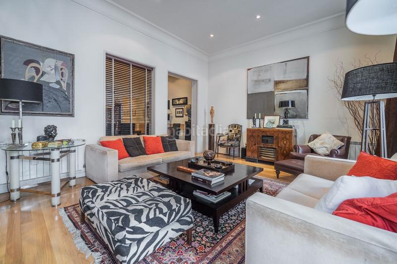 Foto 8e8710ff-850a-40f0-820d-72849742a329. Appartement avec chauffage dans Cortes-Huertas Madrid