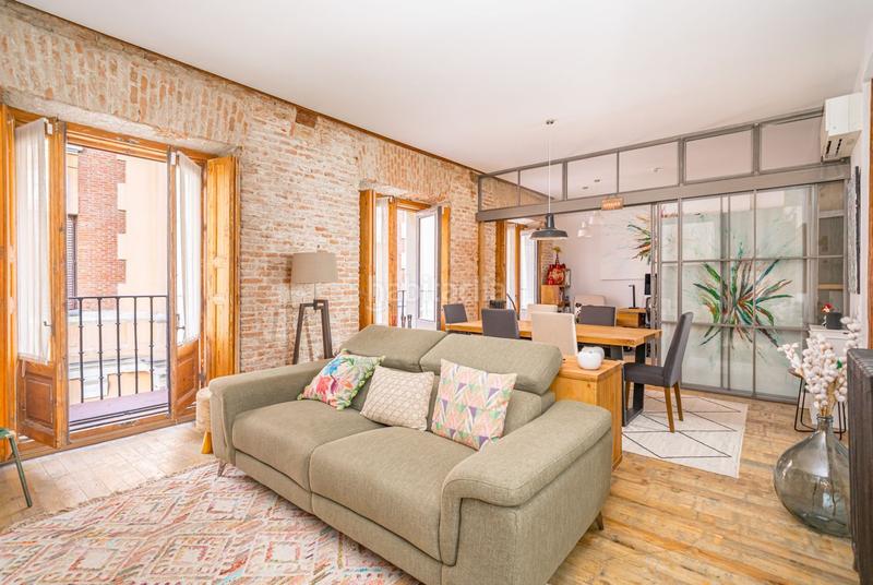 Foto b03f0e6e-73f0-4364-bbad-0714a776f5f3. Flat with heating in Sol Madrid