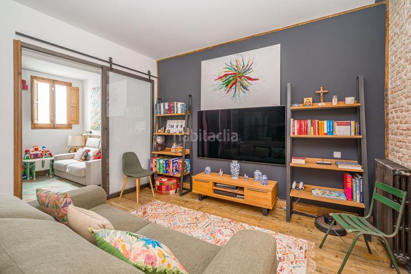 Foto b62569b4-c4cd-49cd-af7e-6f95ce766776. Flat with heating in Sol Madrid