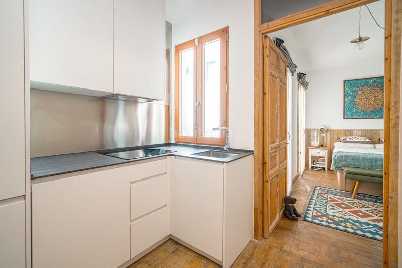 Foto d1c7c9f9-0a46-4b7f-bc78-d1771451b307. Flat with heating in Sol Madrid