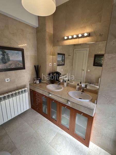 Foto 26512ee4-488f-4c87-bfb6-8f7d6fa558d2. Casa chalet adosado en venta campo de las naciones en Madrid