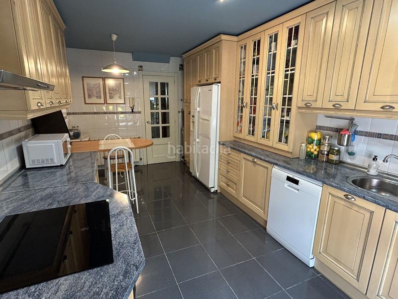 Foto c9880f11-4f5b-4099-99cc-8ab70faf4e3f. Casa chalet adosado en venta campo de las naciones en Madrid