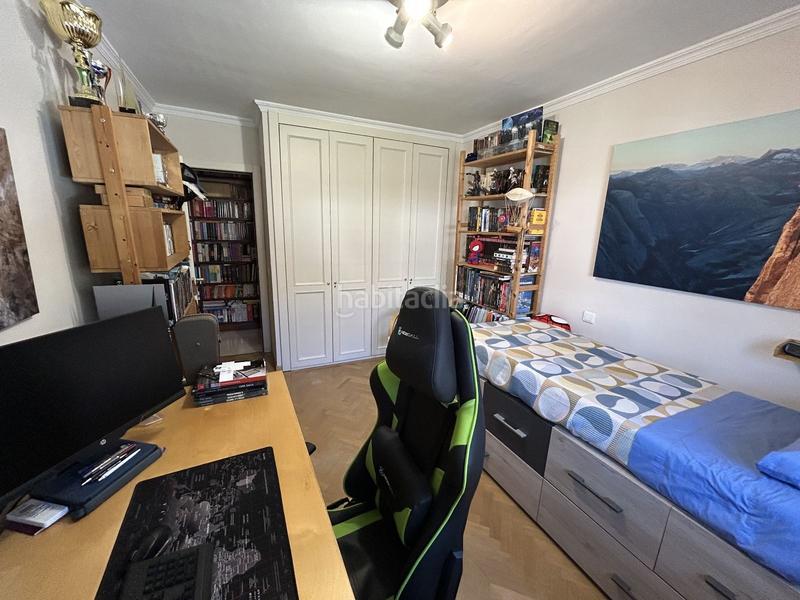 Foto ef9177a3-d936-4e17-83a3-9b556d2f1e67. Casa chalet adosado en venta campo de las naciones en Madrid