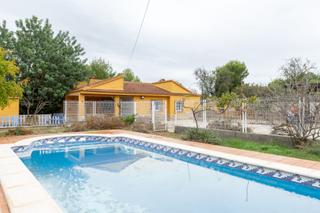 Haus in Urbanizaciones. Chalet independiente  llíria