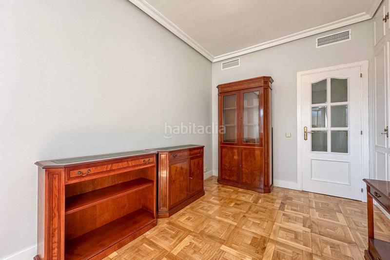 Foto 0caaeeff-d0bb-4ea1-bf95-2f90f922b68c. Appartement avec chauffage piscine dans Fuentelarreina Madrid