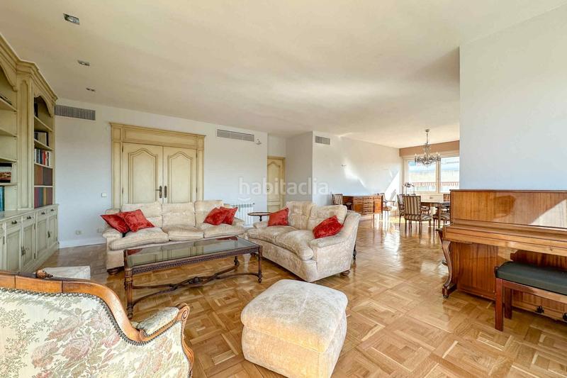 Foto 4dea6b62-149e-4e9d-9bd0-ef953205b251. Appartement avec chauffage piscine dans Fuentelarreina Madrid