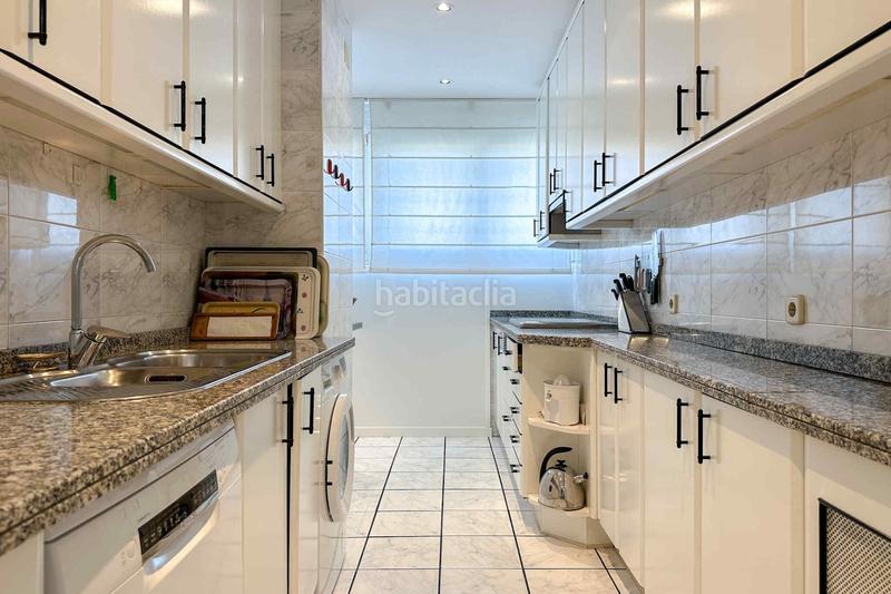 Foto a9f34bbe-8f3c-4a7f-890f-5749e8e0fe6b. Appartement avec chauffage piscine dans Fuentelarreina Madrid