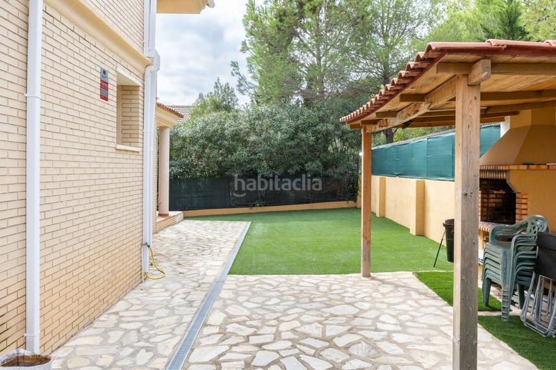 Foto 49410e3d-7981-4d25-bbbd-250b3ad7a335. Casa amb calefacció piscina a El Bosque Chiva