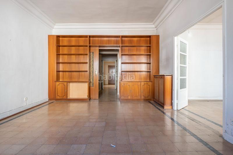 Foto 099dff08-bb2c-48f2-b123-c0e82b41eb90. Pis amb calefacció a Gaztambide Madrid