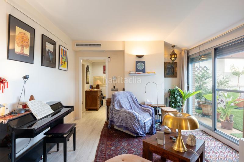 Foto a6e810bd-bf38-40a4-9467-fa0d2c85d833. Attico con piscina in Pego