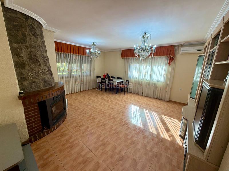 Foto 25d85f52-eda5-4065-baff-26631480eac2. Haus mit pool in Serranillos del Valle