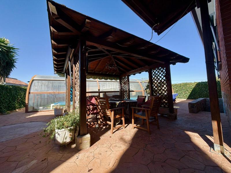 Foto f977b2bc-aa28-4daf-9ca1-81967e5e74eb. Haus mit pool in Serranillos del Valle