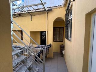 Edifici a Parque Ayala - Jardín de la Abadía - Huelín. Edificio en venta  málaga