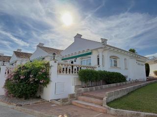Casa a Benimeit-Tabaira. Chalet pareado en venta  moraira, alicante