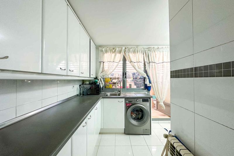 Foto 31dd2ade-c6cd-4ec0-a13f-7511991fdfdb. Duplex con riscaldamento piscina in Parque Oeste-Fuente Cisneros Alcorcón