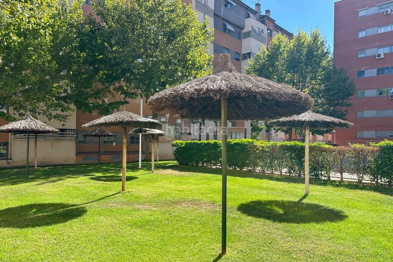 Foto 4094c097-3ac5-4bca-b42c-632c14d06fcd. Duplex con riscaldamento piscina in Parque Oeste-Fuente Cisneros Alcorcón