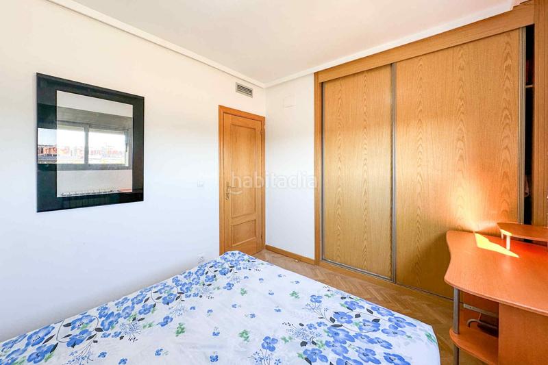 Foto 997aa432-375c-44e1-8539-3279449d11a5. Duplex con riscaldamento piscina in Parque Oeste-Fuente Cisneros Alcorcón