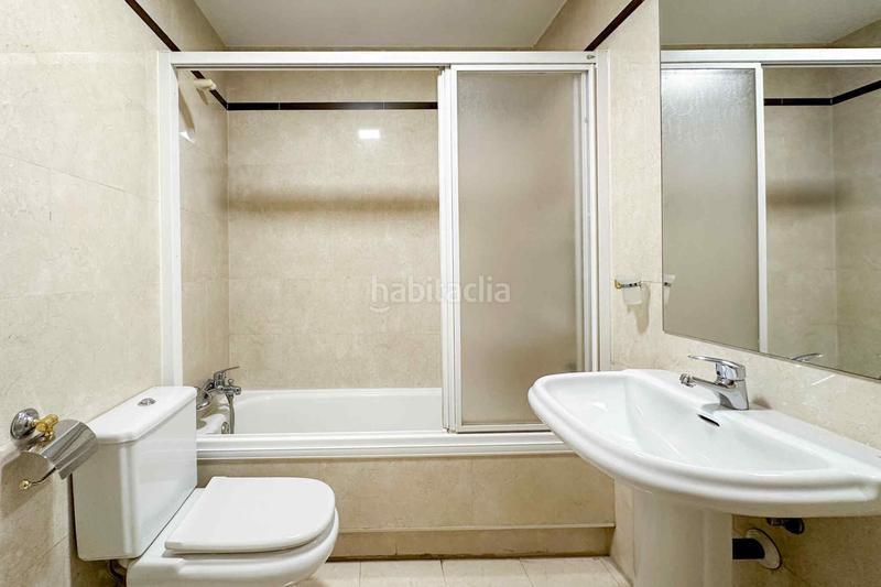 Foto e5f96c8a-9e2e-418a-a58b-d17063526a9a. Duplex con riscaldamento piscina in Parque Oeste-Fuente Cisneros Alcorcón