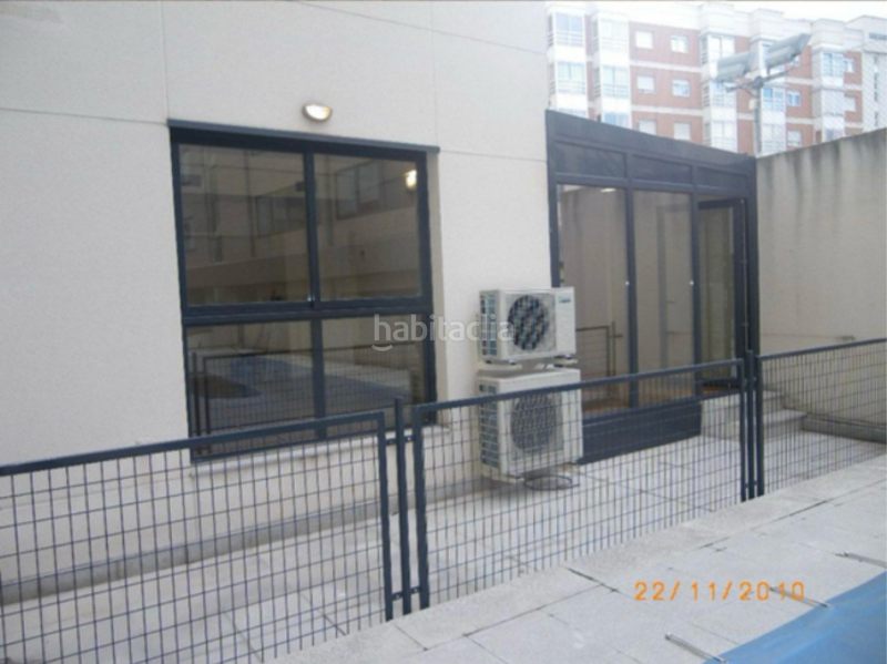 Foto 44521952-e146-4fce-8f9c-6d1c6fbd9830. Bureau dans Simancas Madrid