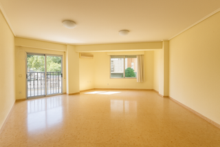 Appartement à Barrio de Patraix. Piso en venta en carrer de franco tormo